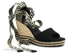 Tamaris 1-28344-20 Black - Sandale Femme Avec Ruban - Talon Compense -Chaussures Pour Femmes cd24607c73b9e66c561f35ea11d5d5ef img 7422.jpg 180377